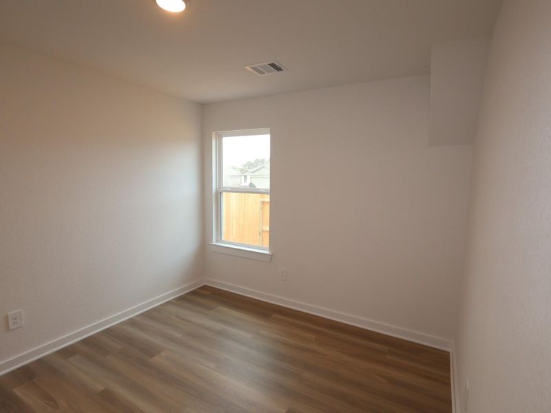 Spacious, unfurnished interior of a new home in Moran Ranch, Willis (Image 16).