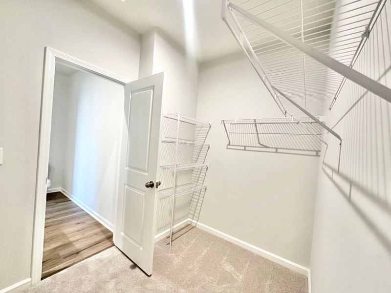 Spacious, unfurnished interior of a new home in Arcadia, Myrtle Beach (Image 17).