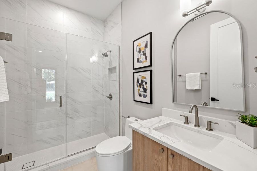 Furnished interior view inside a new home in , Orlando (Image 20).