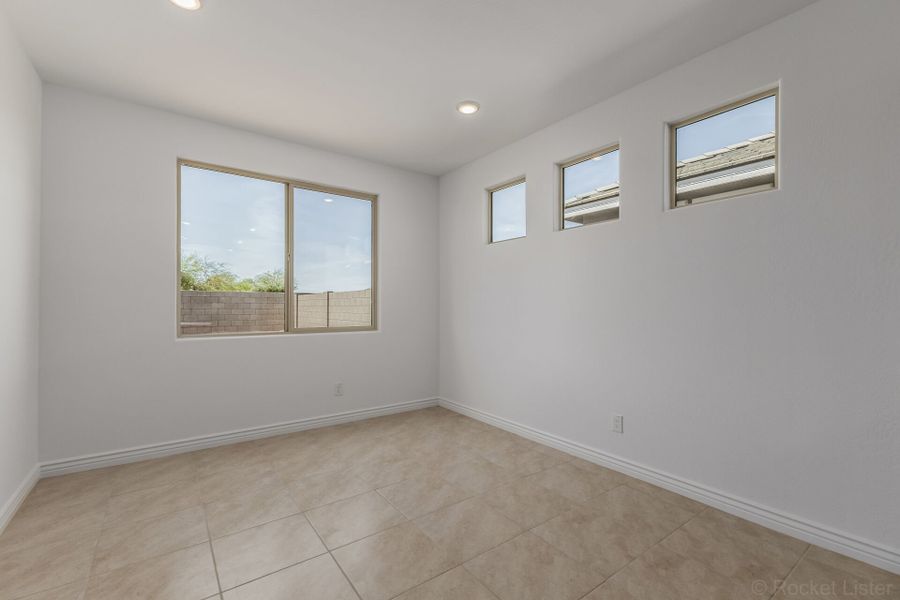 Spacious, unfurnished interior of a new home in Miravida, Surprise (Image 7).