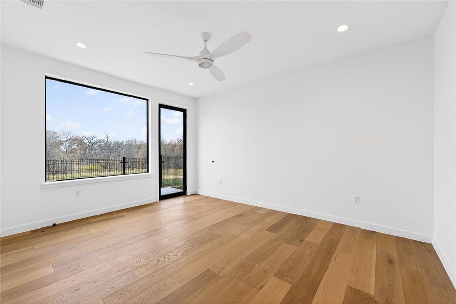 Spacious, unfurnished interior of a new home in , Carrollton (Image 20).