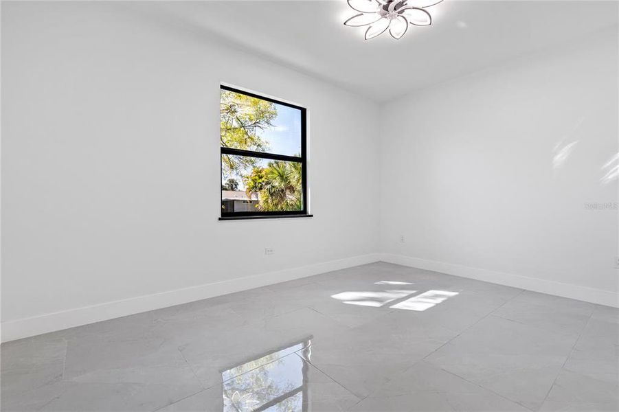Spacious, unfurnished interior of a new home in , Punta Gorda (Image 33).