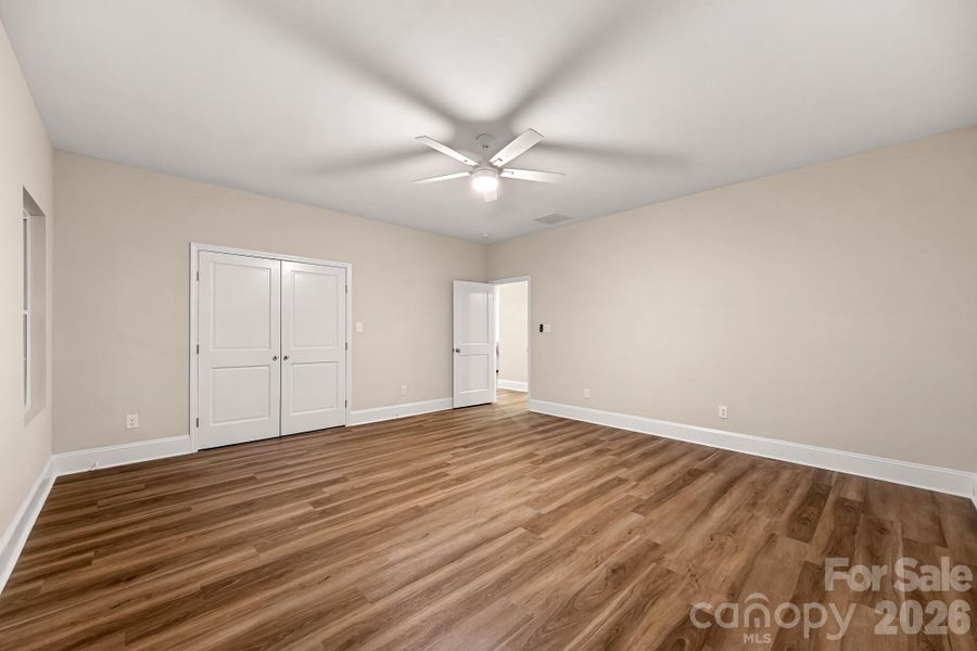 Spacious, unfurnished interior of a new home in , Rock Hill (Image 20).