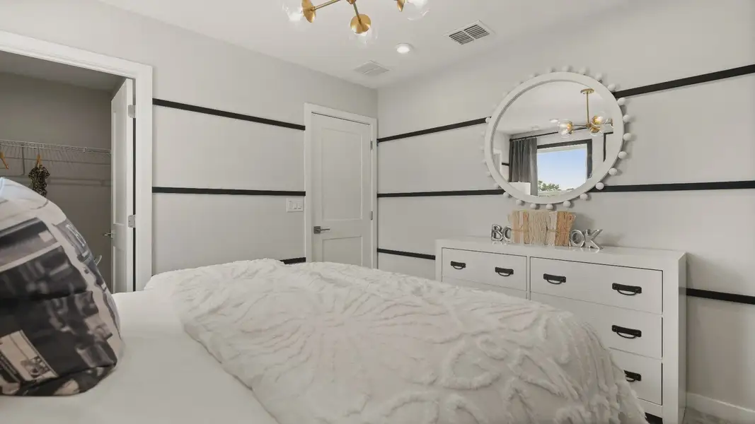 Secondary bedroom by DRB Homes in Jacksonville, FL Secondary bedroom by DRB Homes in Jacksonville, FL