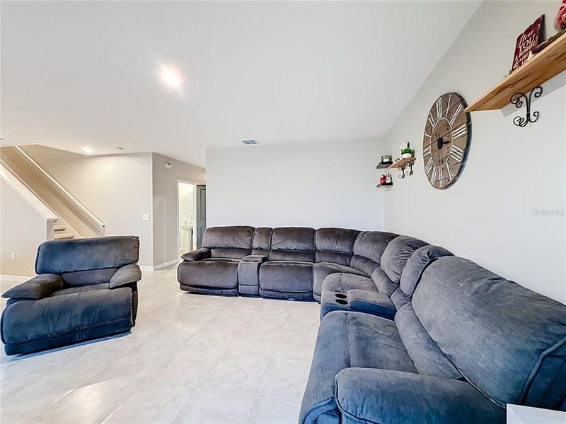 Furnished interior view inside a new home in , Sumterville (Image 39).