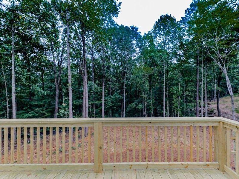 Exterior details and patio area of a home in , Jasper (Image 24).