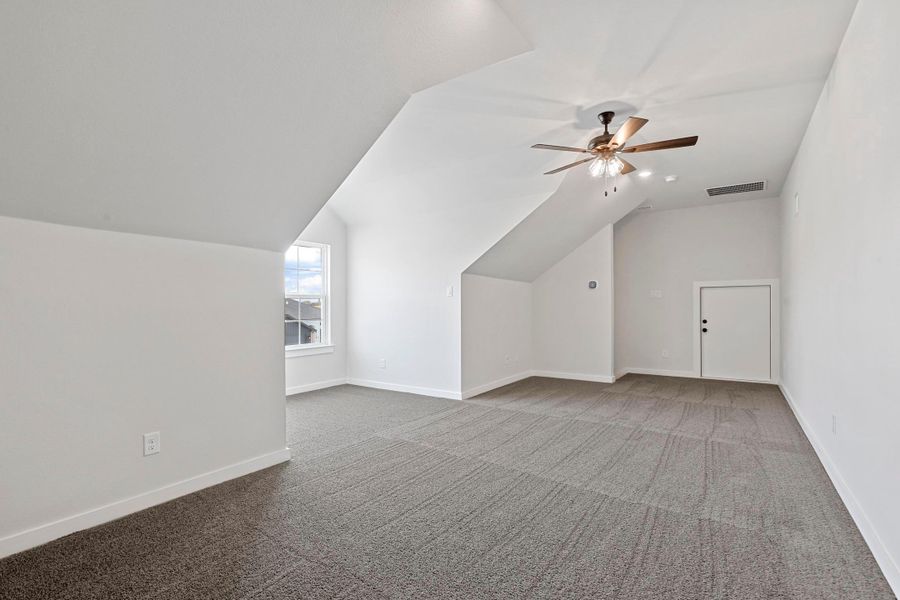 Representative unfurnished interior of a home built from the Garrison II by Cheldan Homes in Arbor Oaks, Boyd (Image 49).