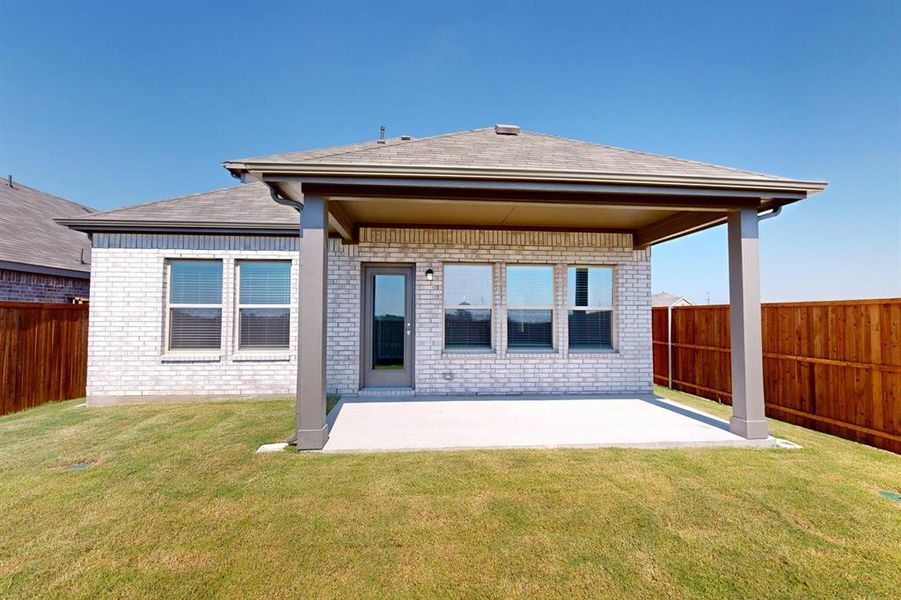 Exterior details and patio area of a home in Meadow Park, Ponder (Image 21). Exterior details and patio area of a home in Meadow Park, Ponder (Image 21).