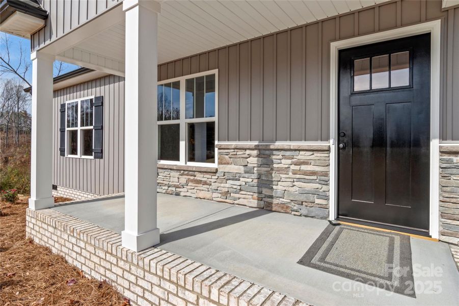 Exterior details and patio area of a home in , Lexington (Image 20).
