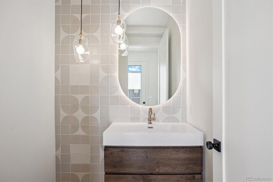 Image 42 of a home in .