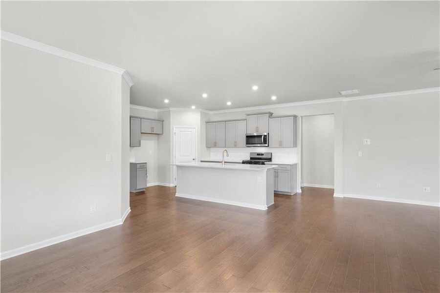 Image 18 of a home in Enclave at Parkway Village.