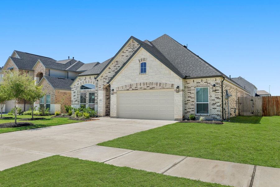 Front exterior of a new home in Briarwood Crossing, Rosenberg, TX, highlighting curb appeal (Image 14). Front exterior of a new home in Briarwood Crossing, Rosenberg, TX, highlighting curb appeal (Image 14).
