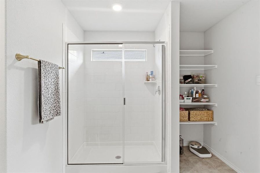 Furnished interior view inside a new home in Sculptor's Park, Springtown (Image 8).