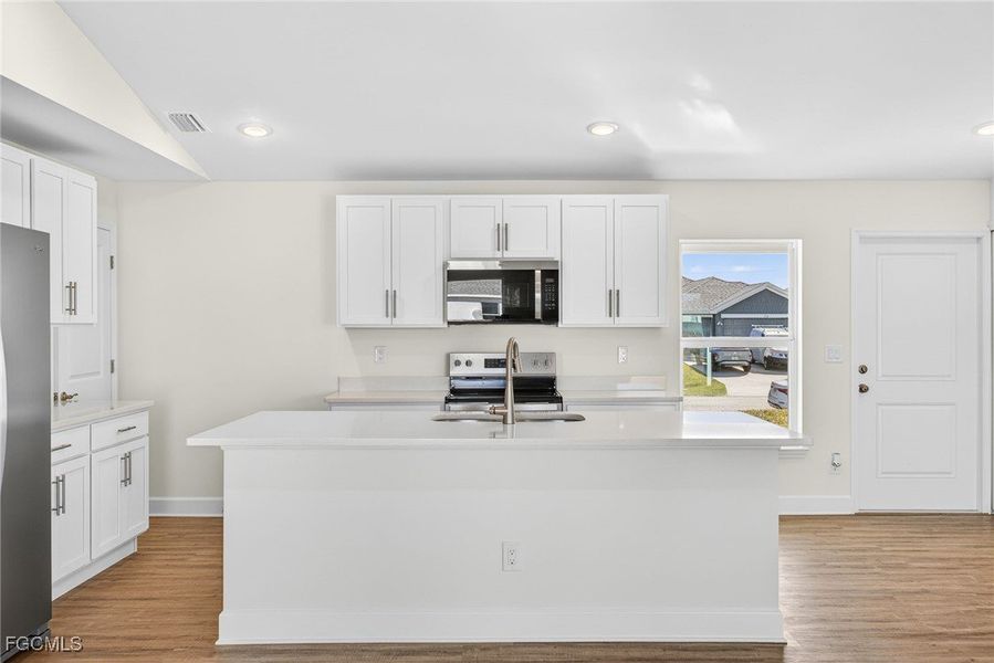 Furnished interior view inside a new home in Cape Coral, Cape Coral (Image 11).