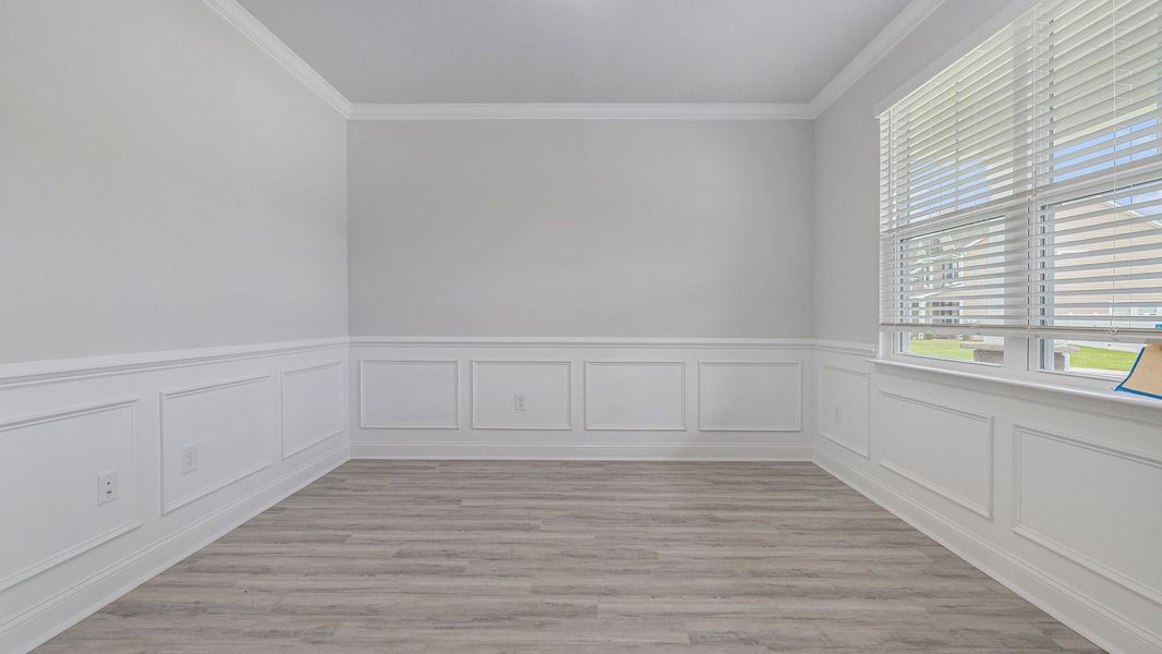 Spacious, unfurnished interior of a new home in Chapman Village, Conway (Image 13).