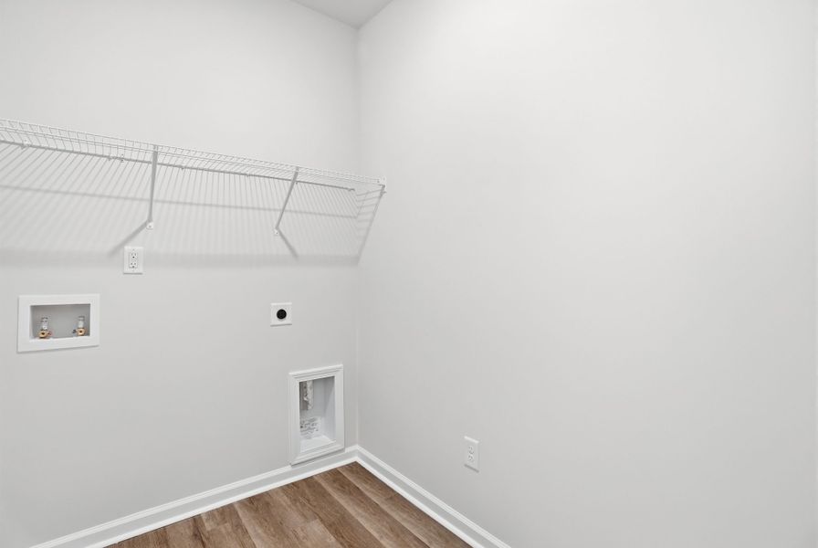 Spacious, unfurnished interior of a new home in Broadway Lake, Anderson (Image 26). Spacious, unfurnished interior of a new home in Broadway Lake, Anderson (Image 26).