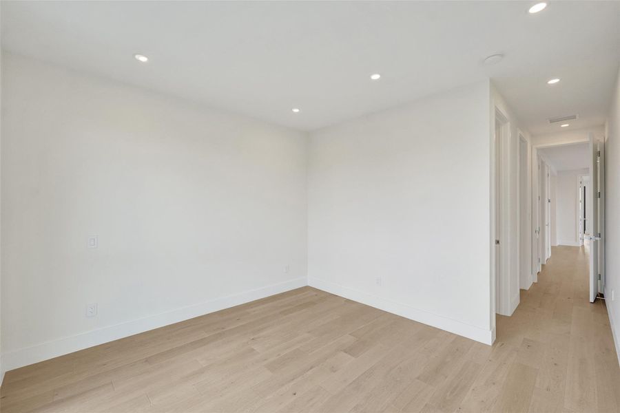Spacious, unfurnished interior of a new home in , Fort Lauderdale (Image 82). Spacious, unfurnished interior of a new home in , Fort Lauderdale (Image 82).
