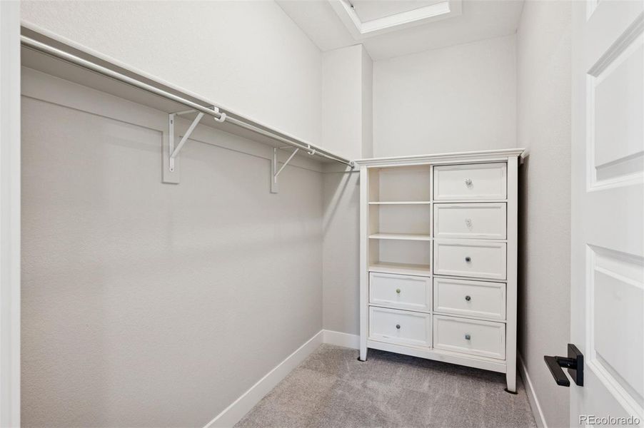 Image 48 of a home in Chatfield Bluffs.