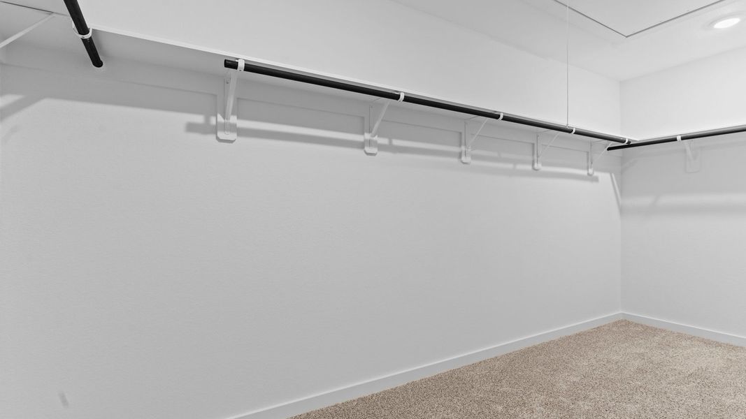 Spacious, unfurnished interior of a new home in Evergreen, Rosenberg (Image 23).