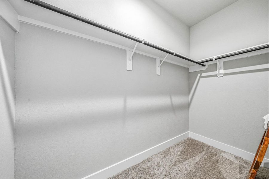 Spacious, unfurnished interior of a new home in Morton Creek Ranch, Katy (Image 21).