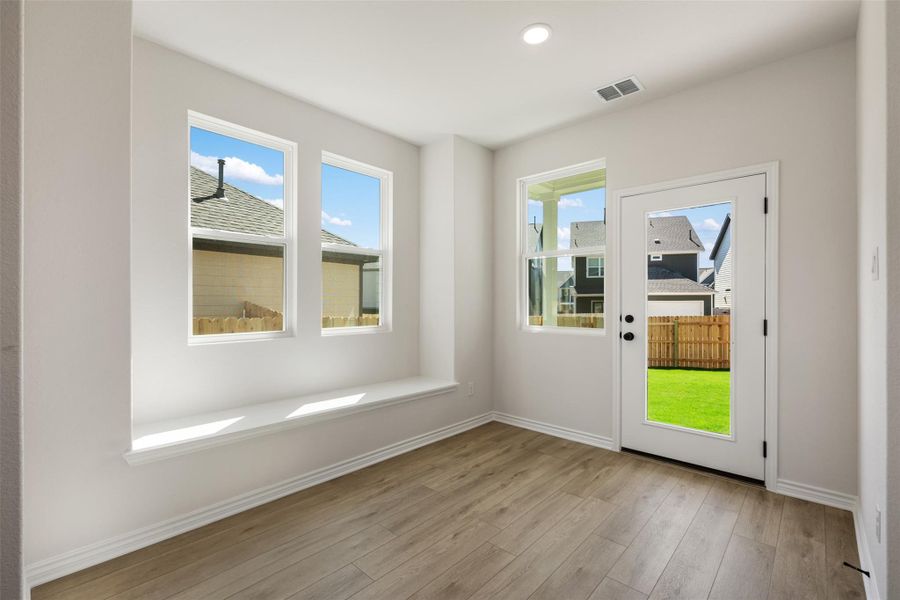 Representative images and renderings are for illustrative purposes. Actual structural options and design finishes of home may vary. Representative images and renderings are for illustrative purposes. Actual structural options and design finishes of home may vary.