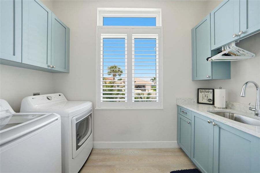 Furnished interior view inside a new home in , Punta Gorda (Image 30).