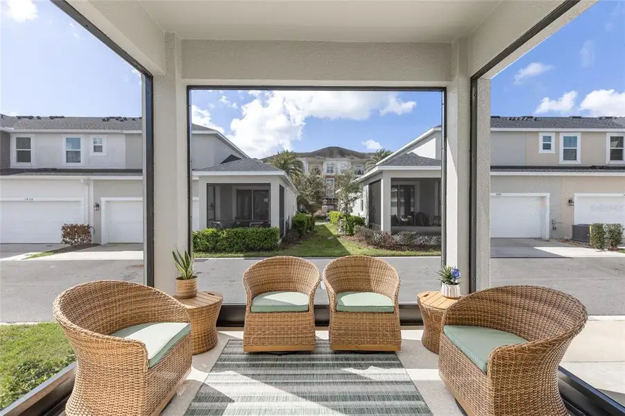 Exterior details and patio area of a home in Hickory Grove, Winter Springs (Image 3).