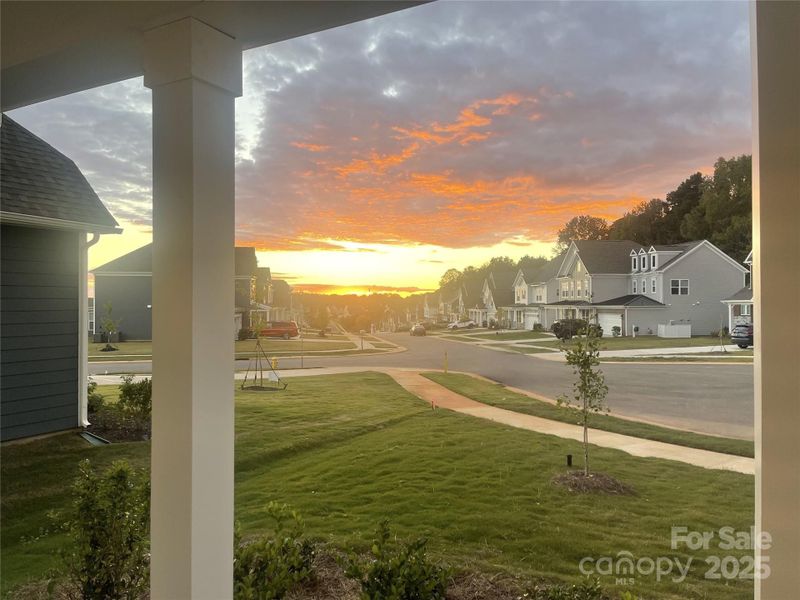 180 Glenn Drive 180 Glenn Drive