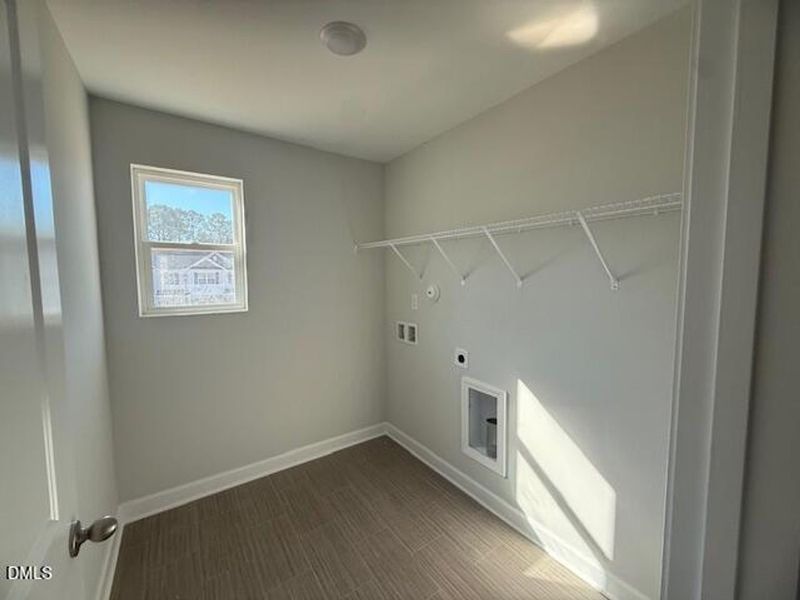 Spacious, unfurnished interior of a new home in Gregory Village, Lillington (Image 17).