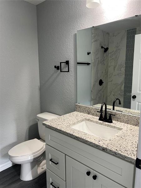 Furnished interior view inside a new home in , Dunnellon (Image 7).