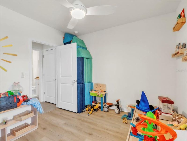 Furnished interior view inside a new home in , Bradenton (Image 20). Furnished interior view inside a new home in , Bradenton (Image 20).