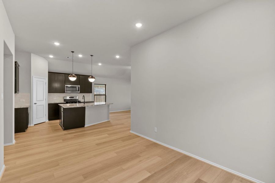 Spacious, unfurnished interior of a new home in Grand Central Park, Conroe (Image 16).