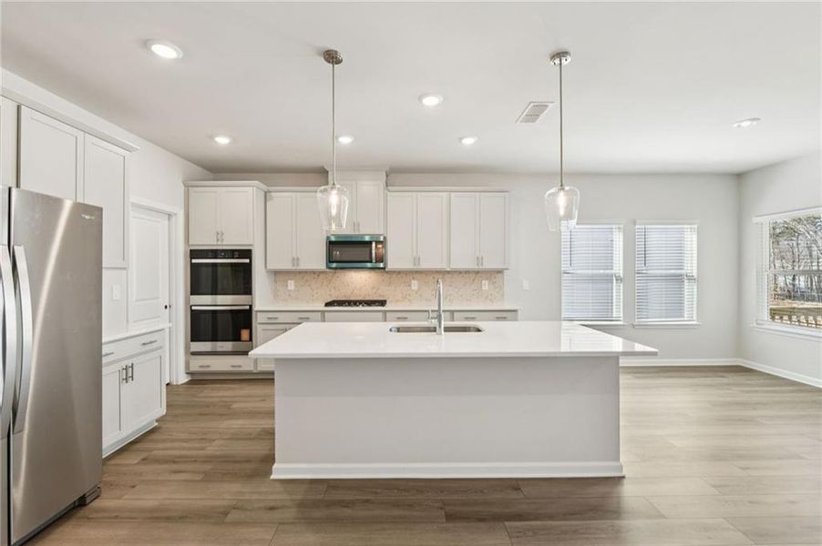 Furnished interior view inside a new home in Martin Springs - Estate Series, Lawrenceville (Image 10). Furnished interior view inside a new home in Martin Springs - Estate Series, Lawrenceville (Image 10).