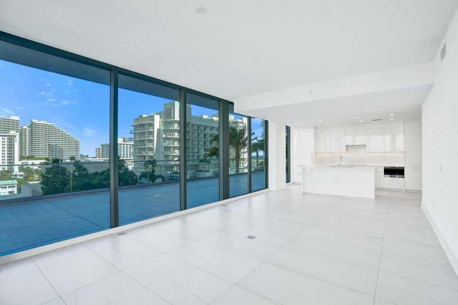 Spacious, unfurnished interior of a new home in , Fort Lauderdale (Image 24). Spacious, unfurnished interior of a new home in , Fort Lauderdale (Image 24).