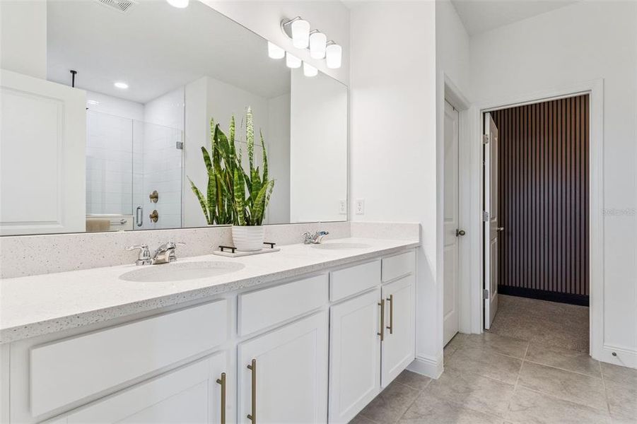 Furnished interior view inside a new home in , St. Cloud (Image 36).