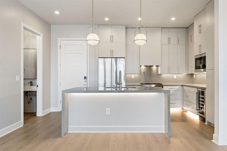 Furnished interior view inside a new home in , Dallas (Image 7).