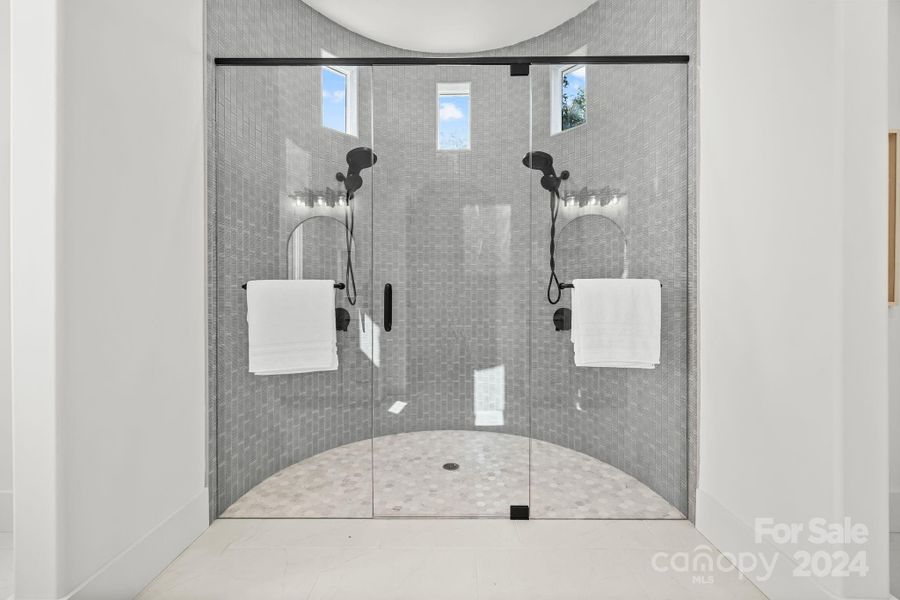 Zero Entry Shower