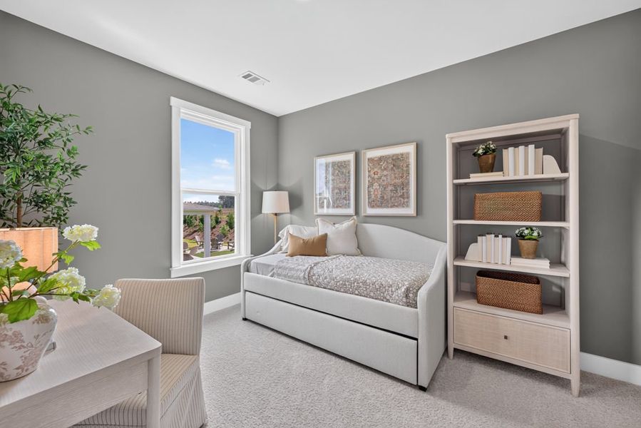 Representative furnished interior of a home built from the Mainstay by Pulte Homes in Everhour, Newnan (Image 38).