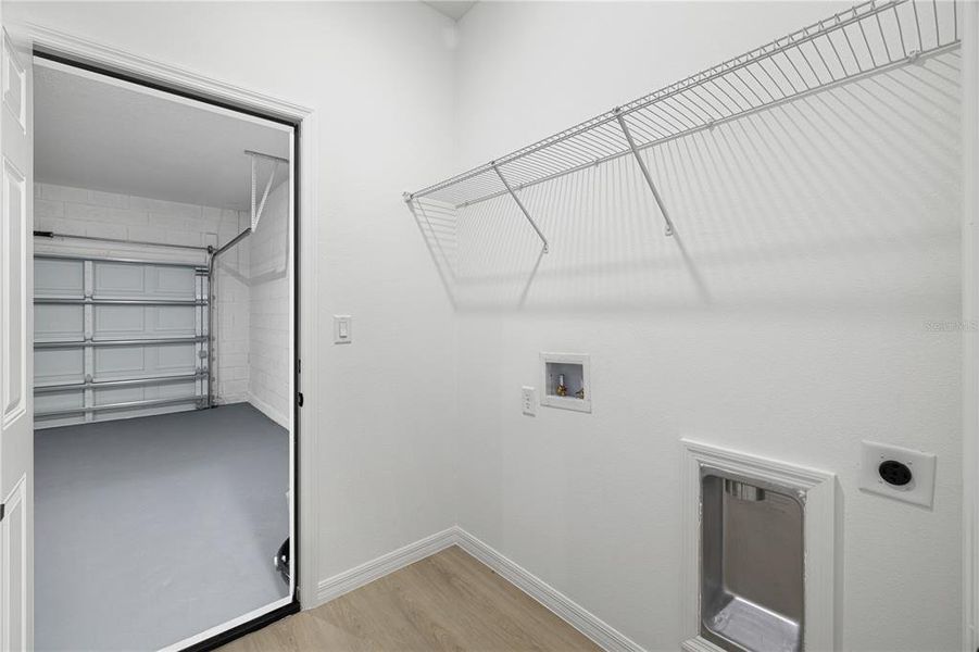 Spacious, unfurnished interior of a new home in , Poinciana (Image 20).