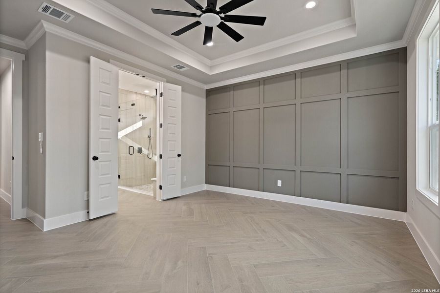 Spacious, unfurnished interior of a new home in , Spring Branch (Image 37). Spacious, unfurnished interior of a new home in , Spring Branch (Image 37).