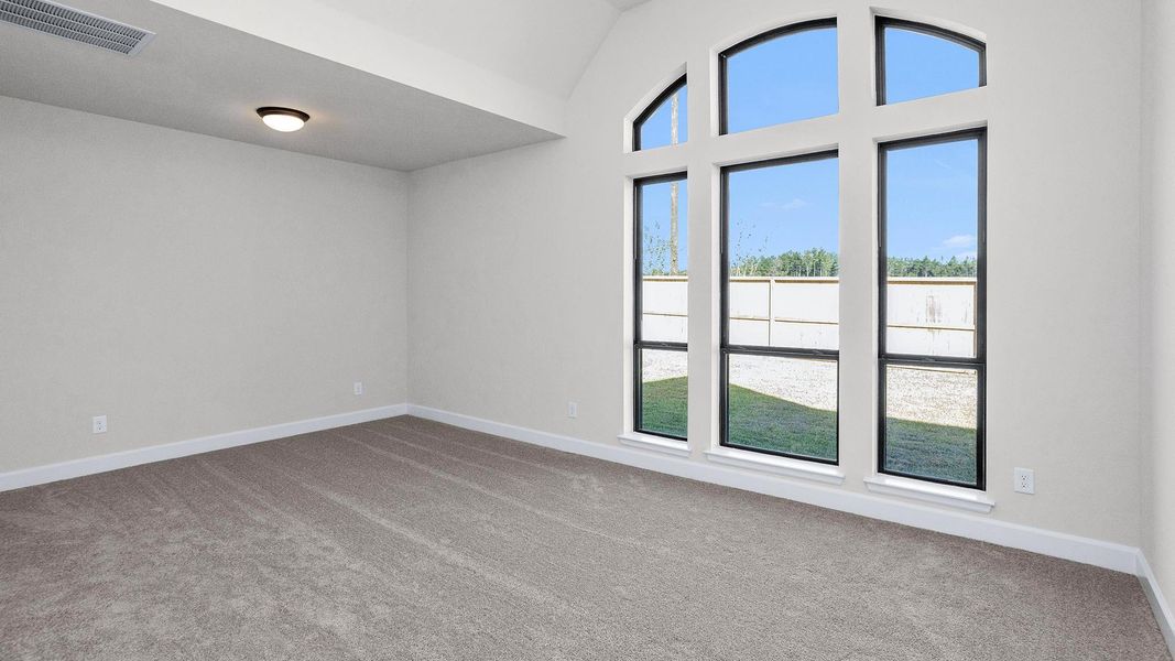 Spacious, unfurnished interior of a new home in Escondido 80', Magnolia (Image 13).
