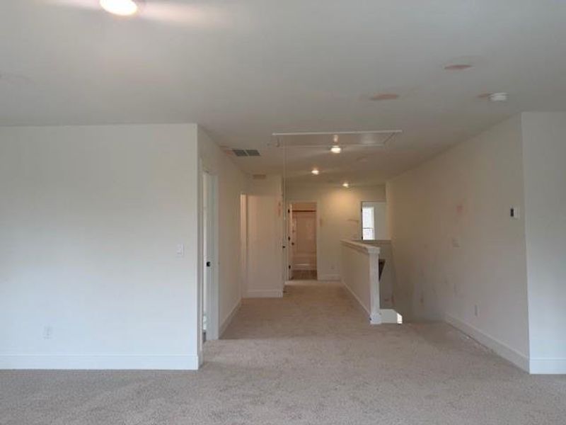 Spacious, unfurnished interior of a new home in Thunder Ridge, Dawsonville (Image 25).
