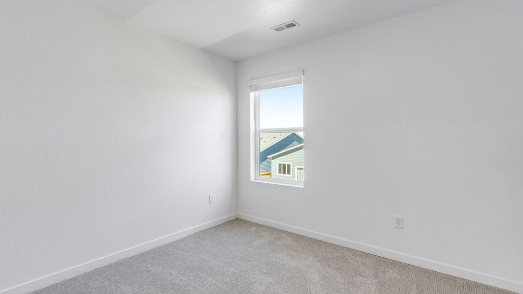 Spacious, unfurnished interior of a new home in Granary, Johnstown (Image 13).