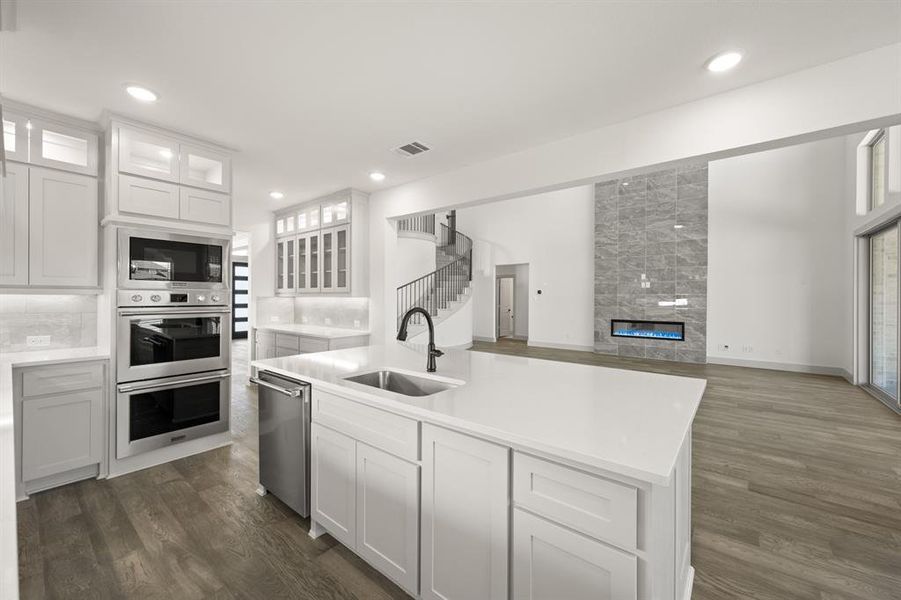 7047 Capanna- Kitchen-4