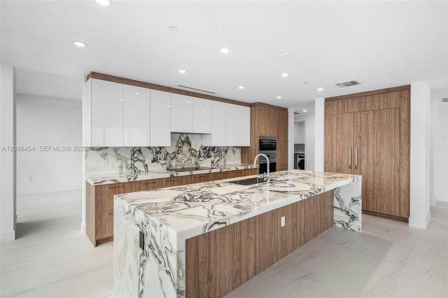 Furnished interior view inside a new home in , Fort Lauderdale (Image 9).