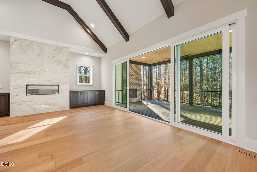 8017 Bud Morris (17) 8017 Bud Morris (17)