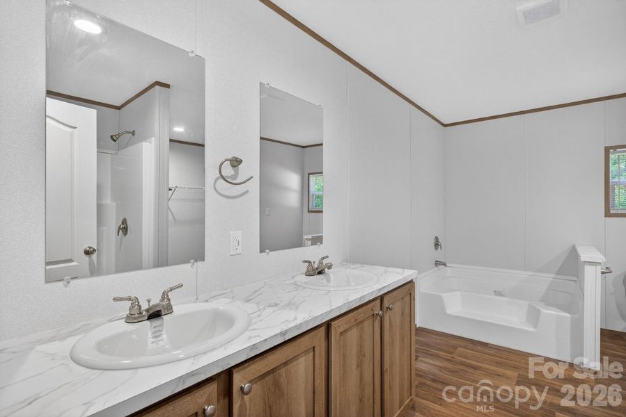 Primary Bath - dual sinks and a garden tub!