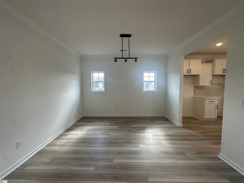 Spacious, unfurnished interior of a new home in Shiloh Trail, Wellford (Image 17).