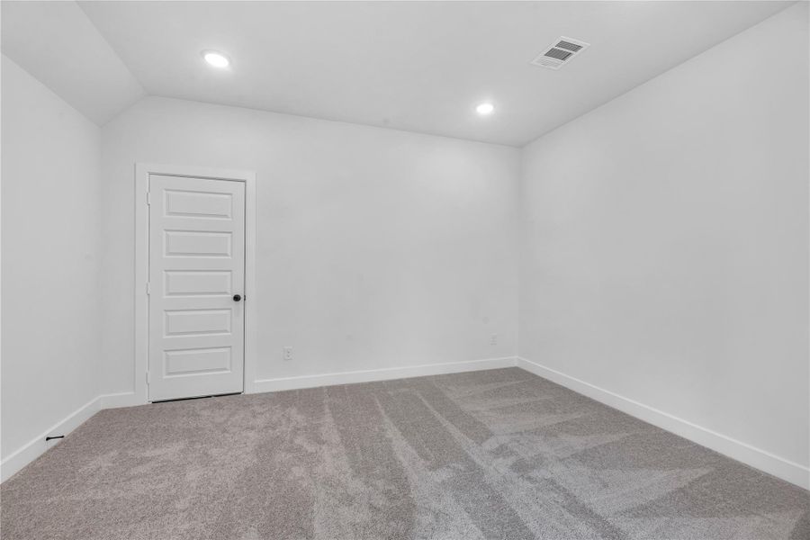 Spacious, unfurnished interior of a new home in The Grand Prairie - 60', Hockley (Image 6).