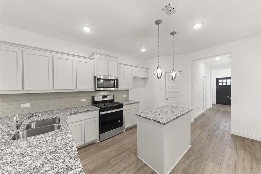 02_Statler_Representative Photo 02_Statler_Representative Photo